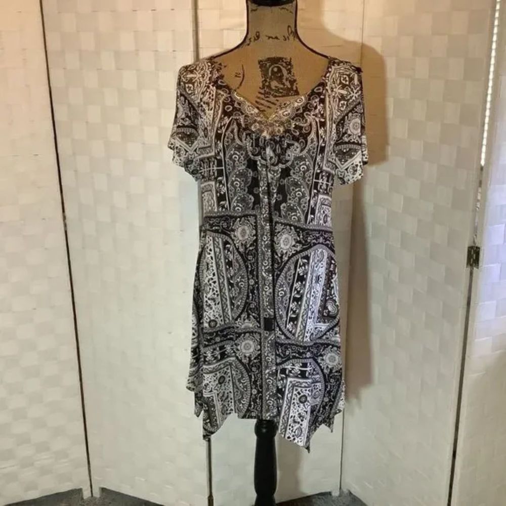 one world paisley print cold shoulder tunic - mini dress size medium